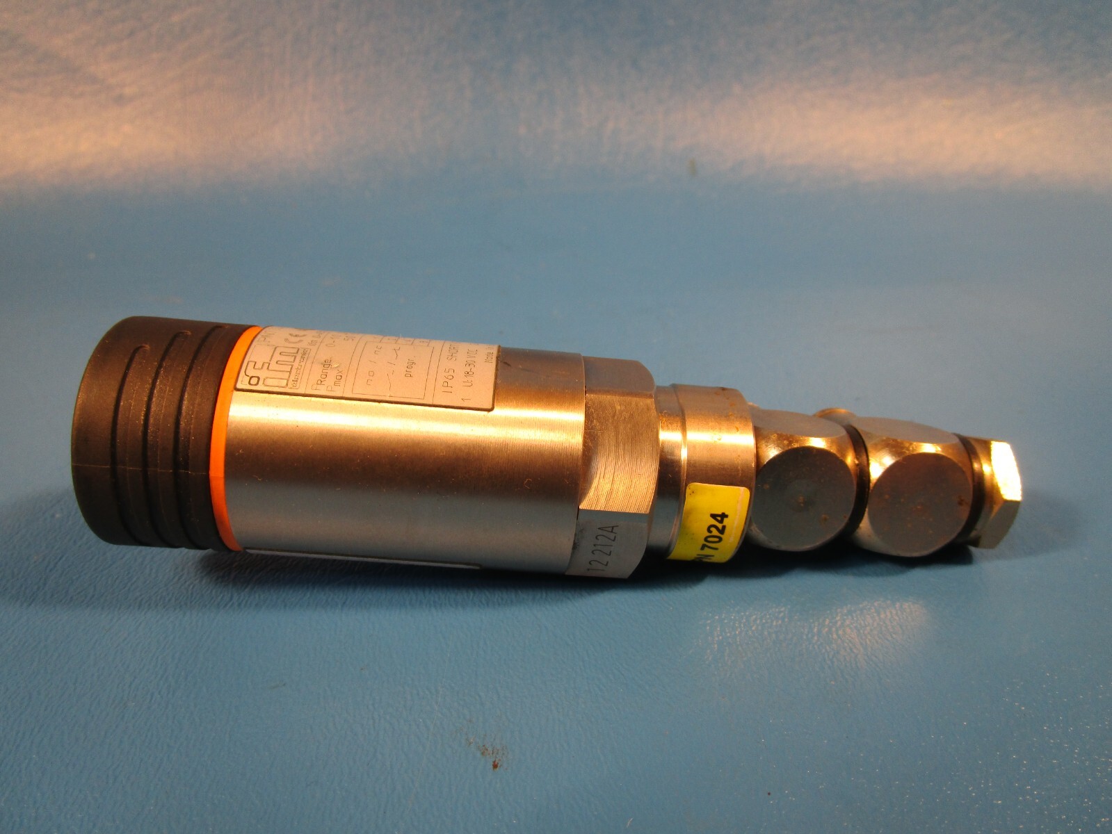 USED IFM PN7024, Electronic Pressure Sensor. Pressure sensor with display