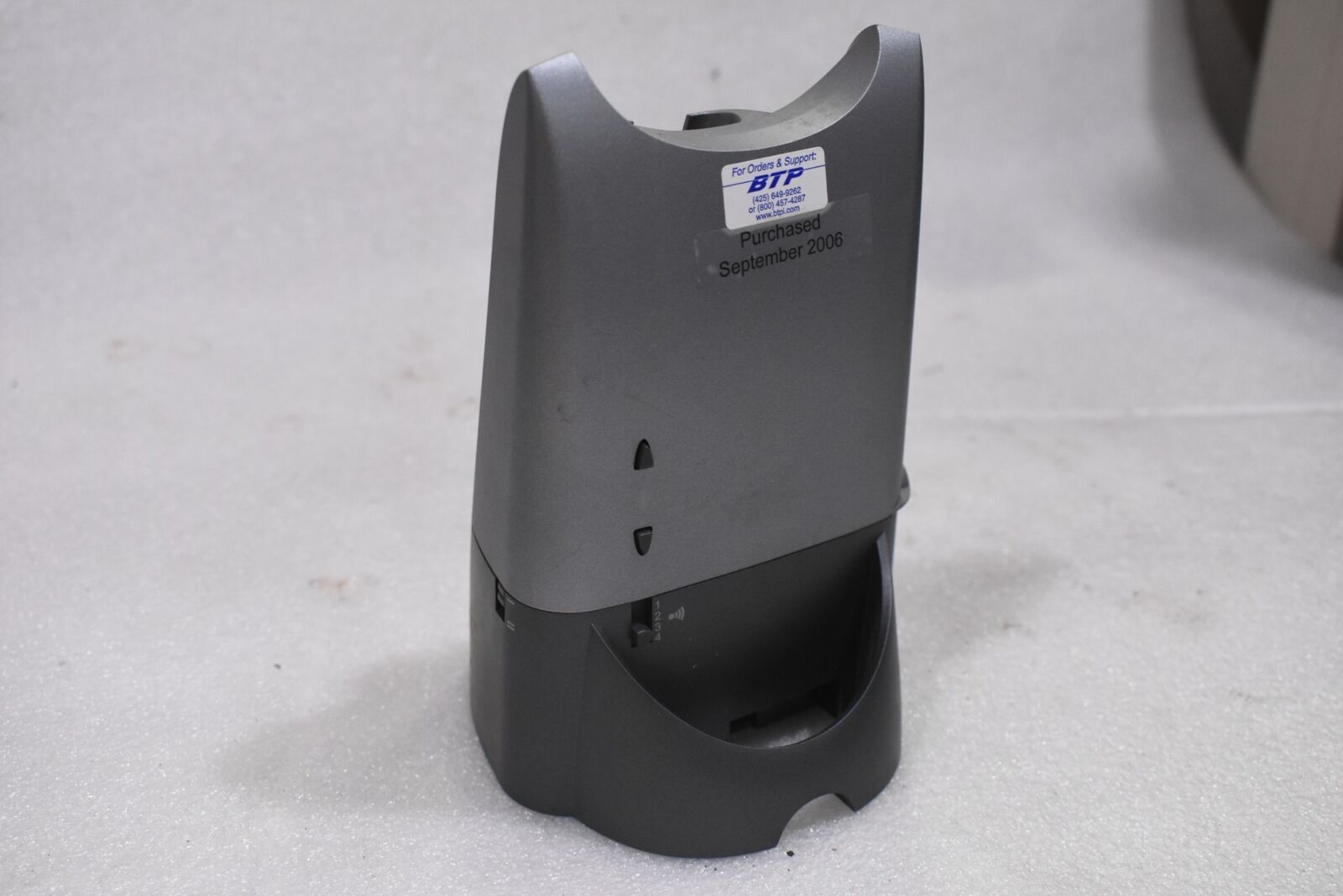PLANTRONICS CS50 WIRELESS HEADSET CHARGER STATION