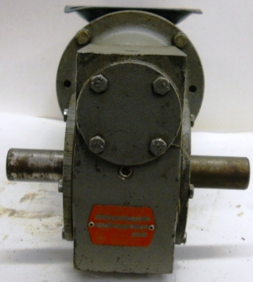 RELIANCE DC MOTOR, T56H1034R-XL, 1.5 HP & HUB CITY GEARBOX MODEL #264