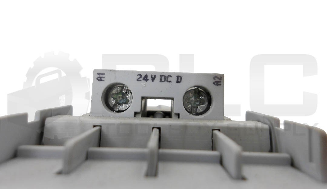 ALLEN BRADLEY 100-C09D*10 /A CONTACTOR W/ 193-EA4CB /B OVERLOAD RELAY
