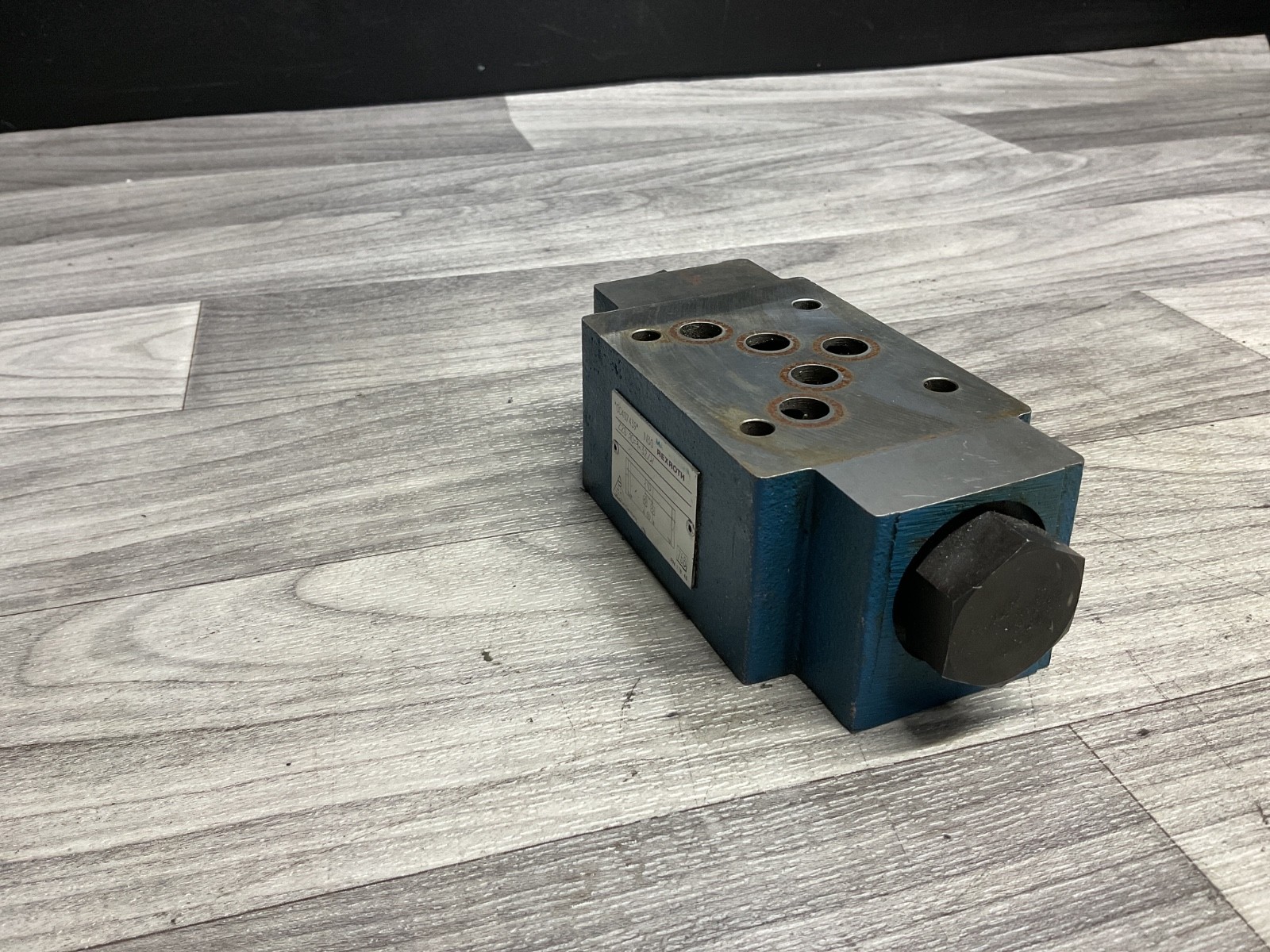 Mannesmann Rexroth Z2S 10-1-32/V Hydraulic Valve 00407439 N30 #319A146PR2KT
