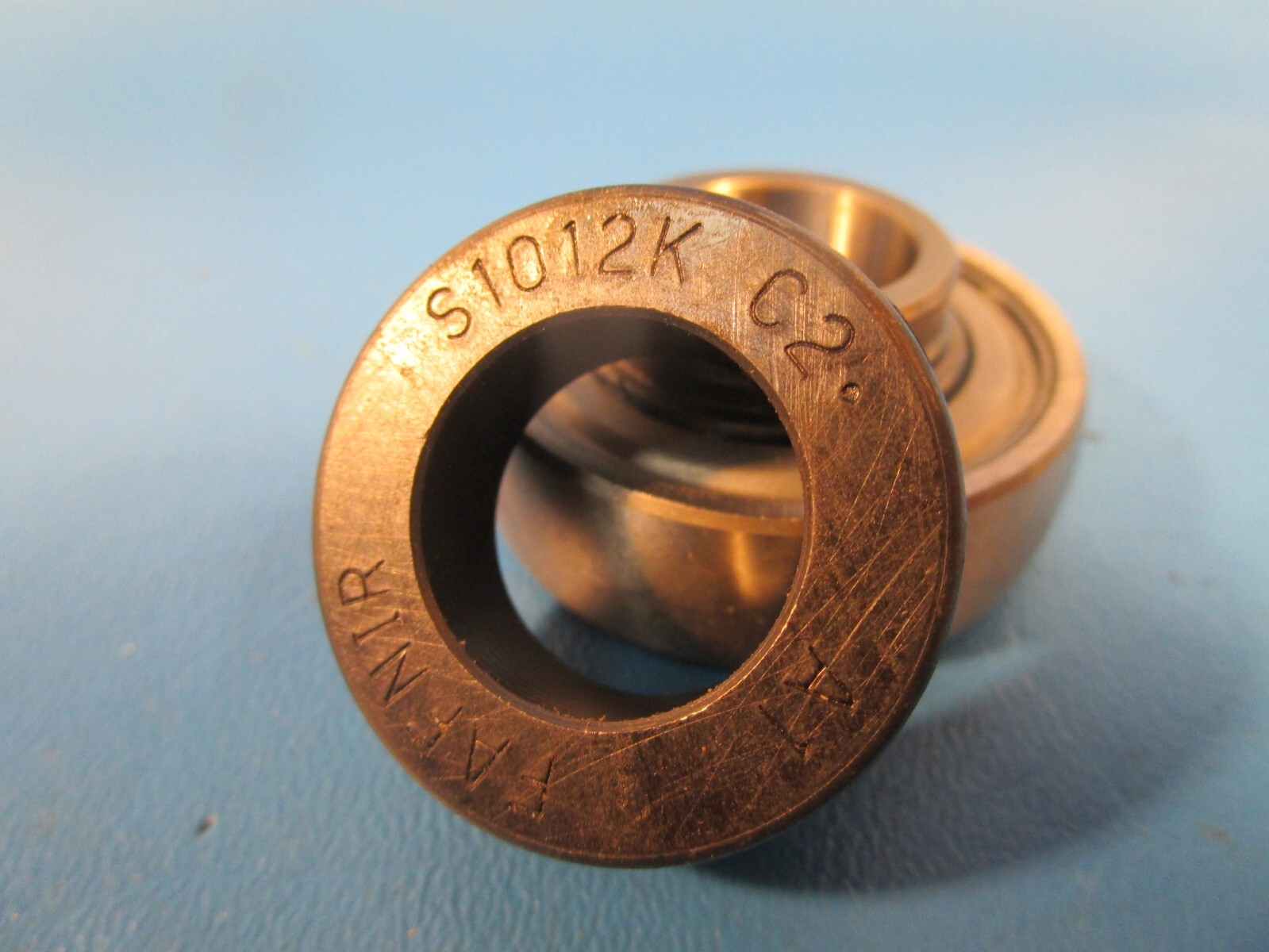 FAFNIR G1010KRRB, Ball Insert Bearing, Cylindrical Bore, 5/8 in ID, Eccentric