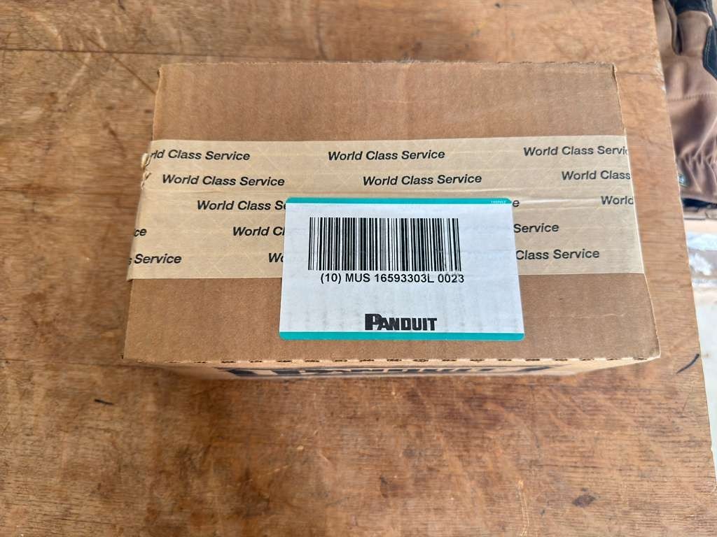 PANDUIT WYR-GRID WGHRDWKTBL / 10 PC