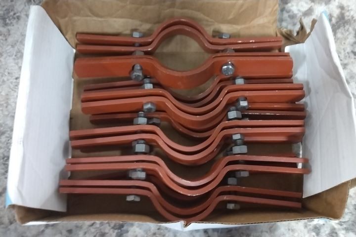 Anvil 500361308 10 Pk 2-1/2 In Pipe Size 400 Lb Load Capacity Steel Clamp