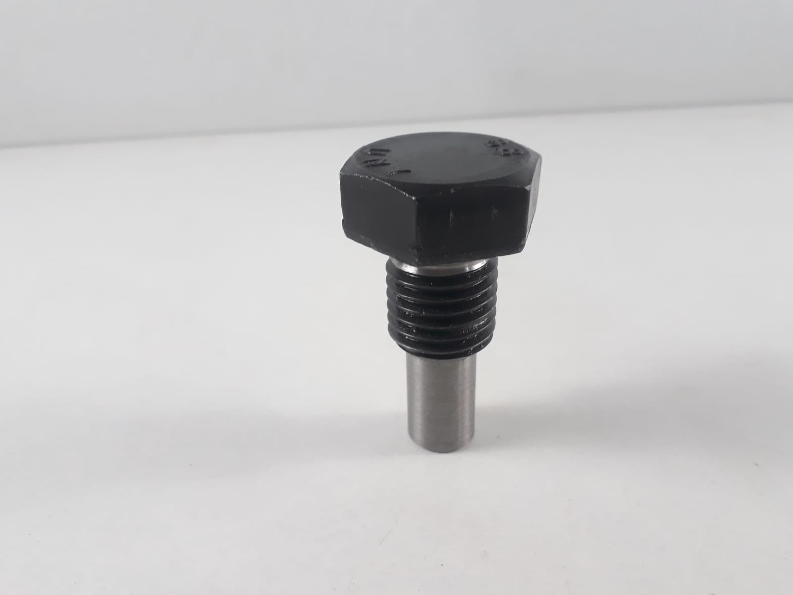 Guide Screw P/N 90901-75K-208 9000386460 For Kawasaki 8S60MCE Genuine Parts