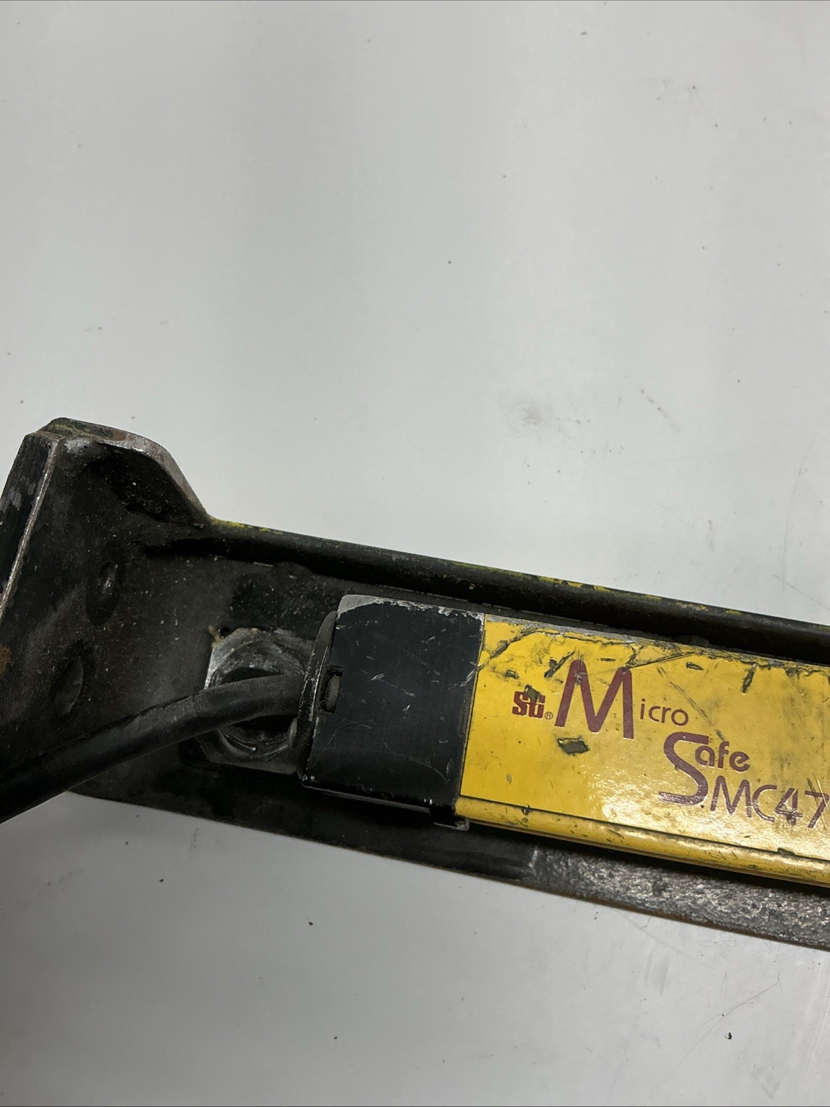 MicroSafe SMC4700 MC47SR-20-525-X Safety Light Curtain Transmitter W-041