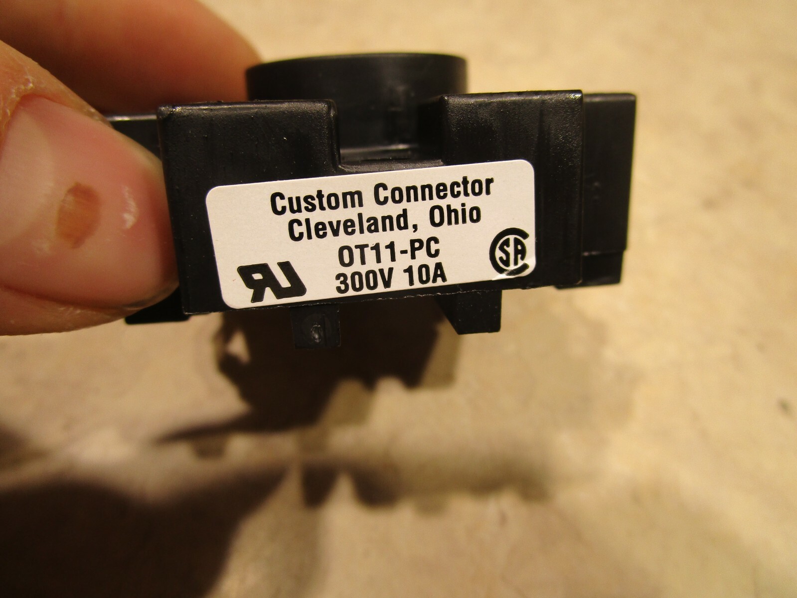 CUSTOM CONNECTOR 0T11-PC RELAY SOCKET, J0233