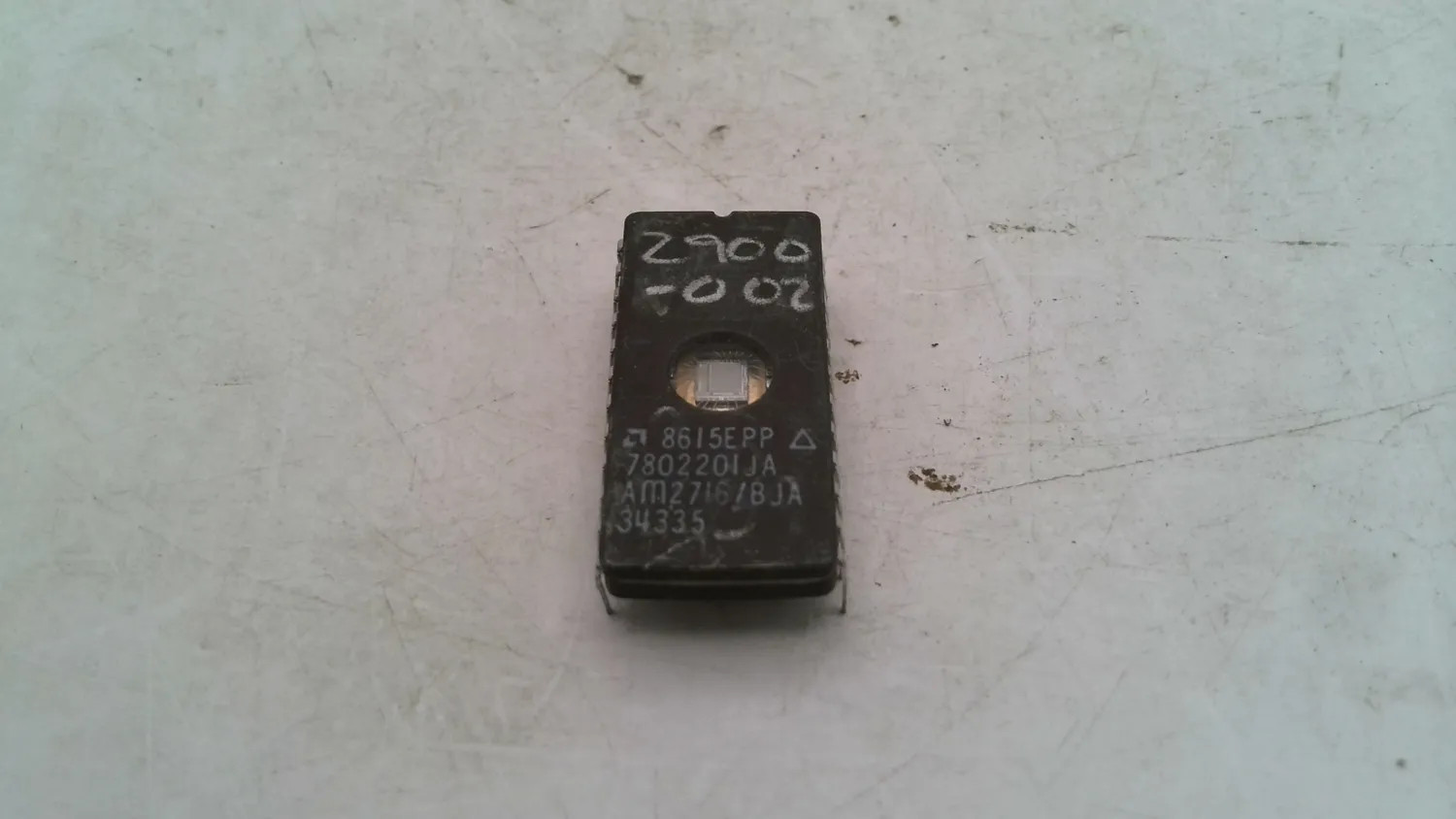ADVANCED MICRO DEVICES AM2716/BJA UV EPROM IC CERDIP