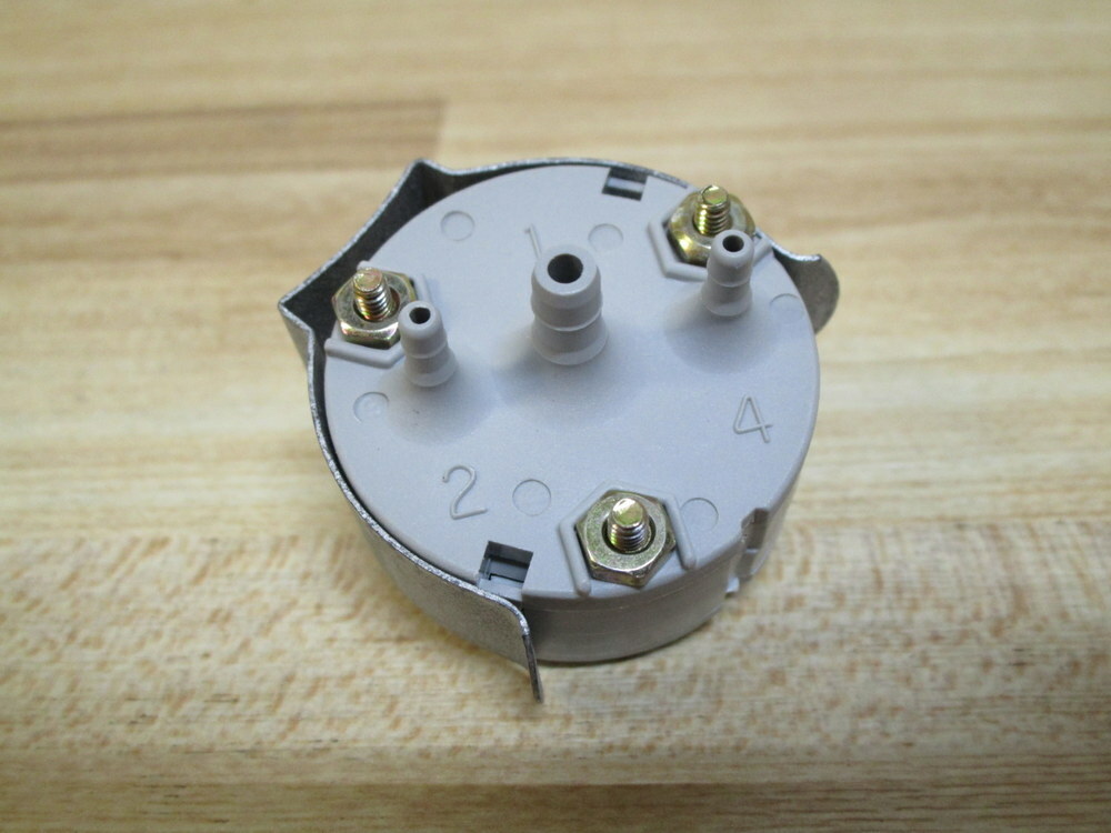 Honeywell RP970A-1008-2 Pneumatic Relay RP970A10082