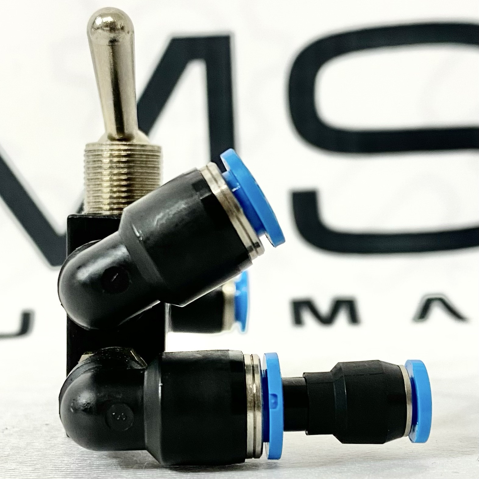 Imi Norgren C040421 Toggle Control Valve