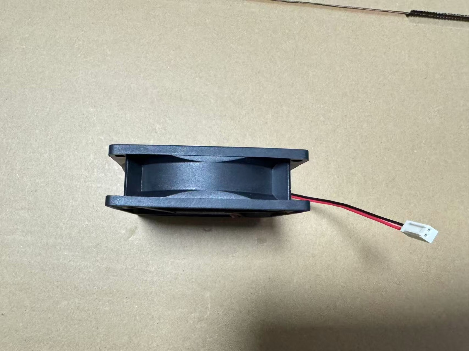 JAMICON JF0825S1M-R DC12V 0.15A 8cm 8025 silent case fan 2pin