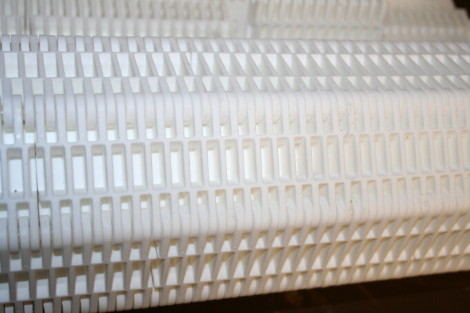 Conveyor belt Series 400 w/flights FlatTop 17.75×96 inches Intralox Unused