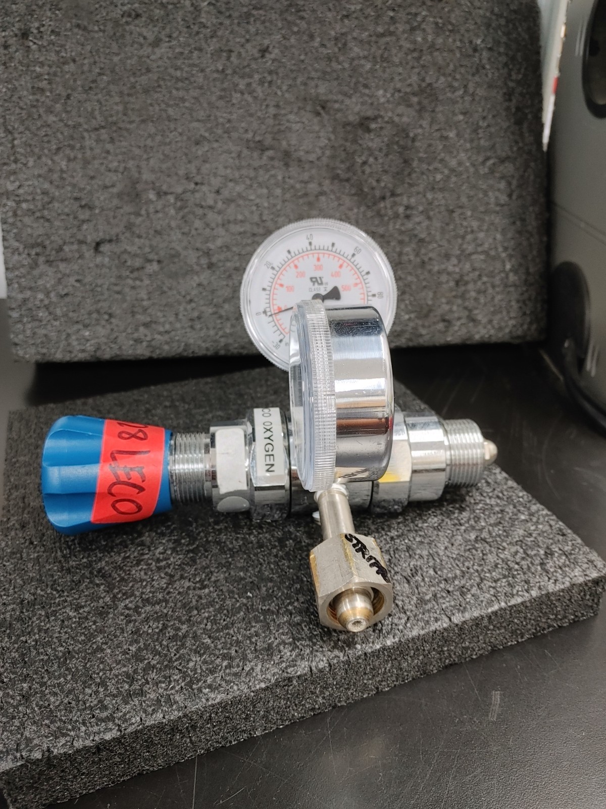 MATHESON 3121A-540 3120 Series Dual Stage High Purity Regulator with Gauges