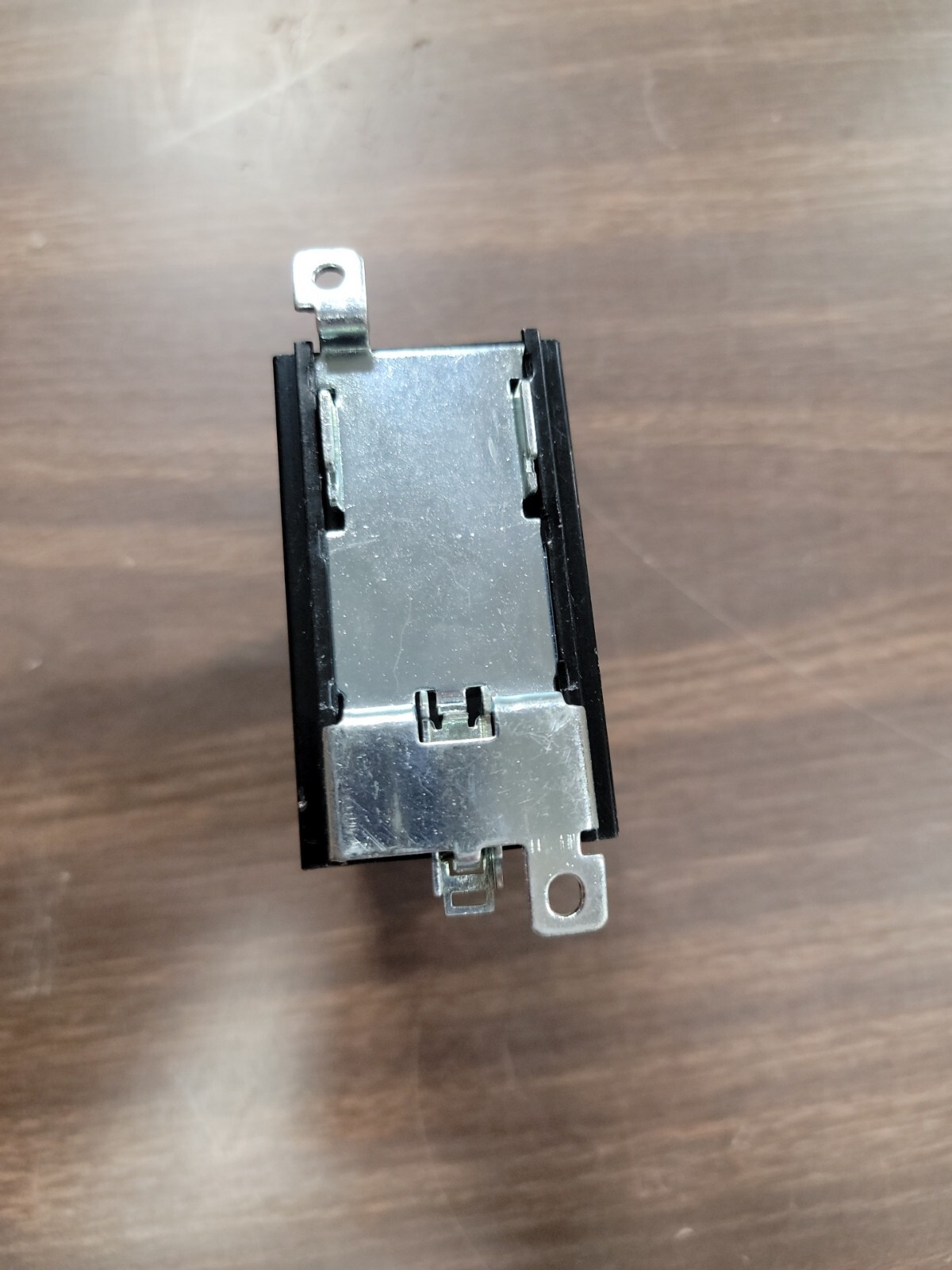 Crydom Solid State Relay 4-32VDC CWD4890P Din Rail Mount Heat Sink