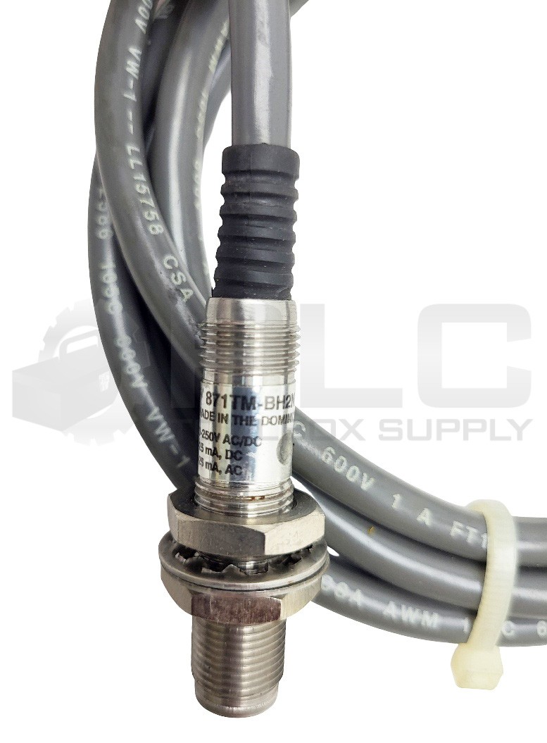 NEW ALLEN BRADLEY 871TM-BH2N12-A2 /A INDUCTIVE PROXIMITY SENSOR 20-250V AC/DC