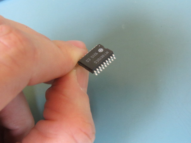 Mitel MT8870CS Qty of 15 per Lot 8870 Integrated DTMF Receiver SOIC Mitel
