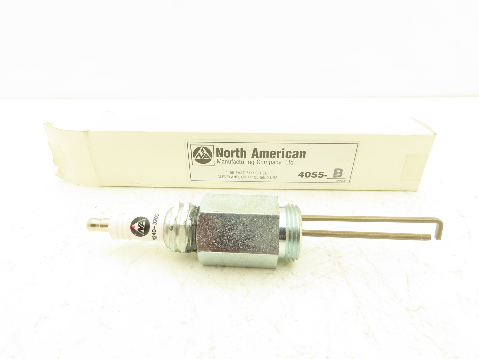 North American 4055-B Spark Ignitor Electrode 3/4″ NPT 2-3/4″ Length