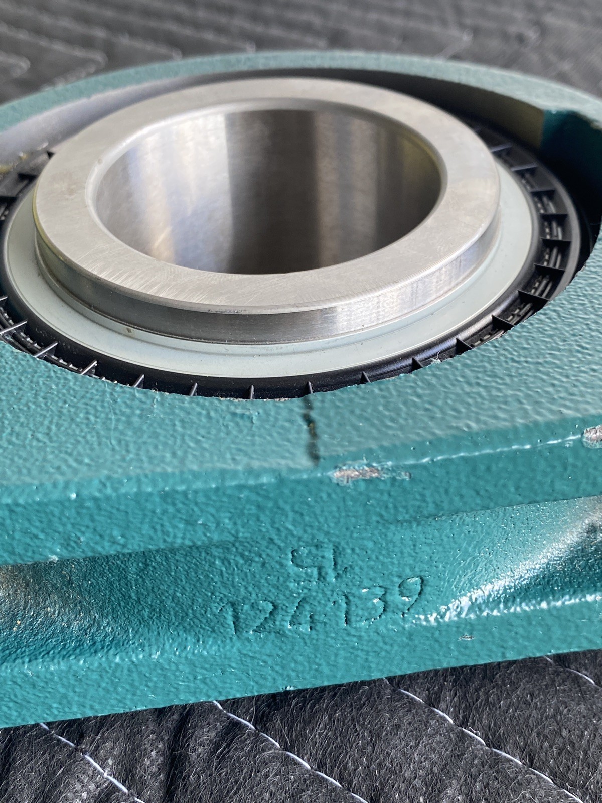 NWOB DODGE 124139 2 3/16 Bore Pillow Block Bearing SCM 2-3/16