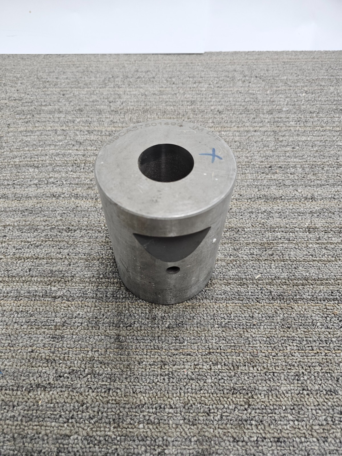 JM H89CA37501495 Die Heavy Duty Holder Die Cylindrical Shape Silver 5″ x 3-1/2″