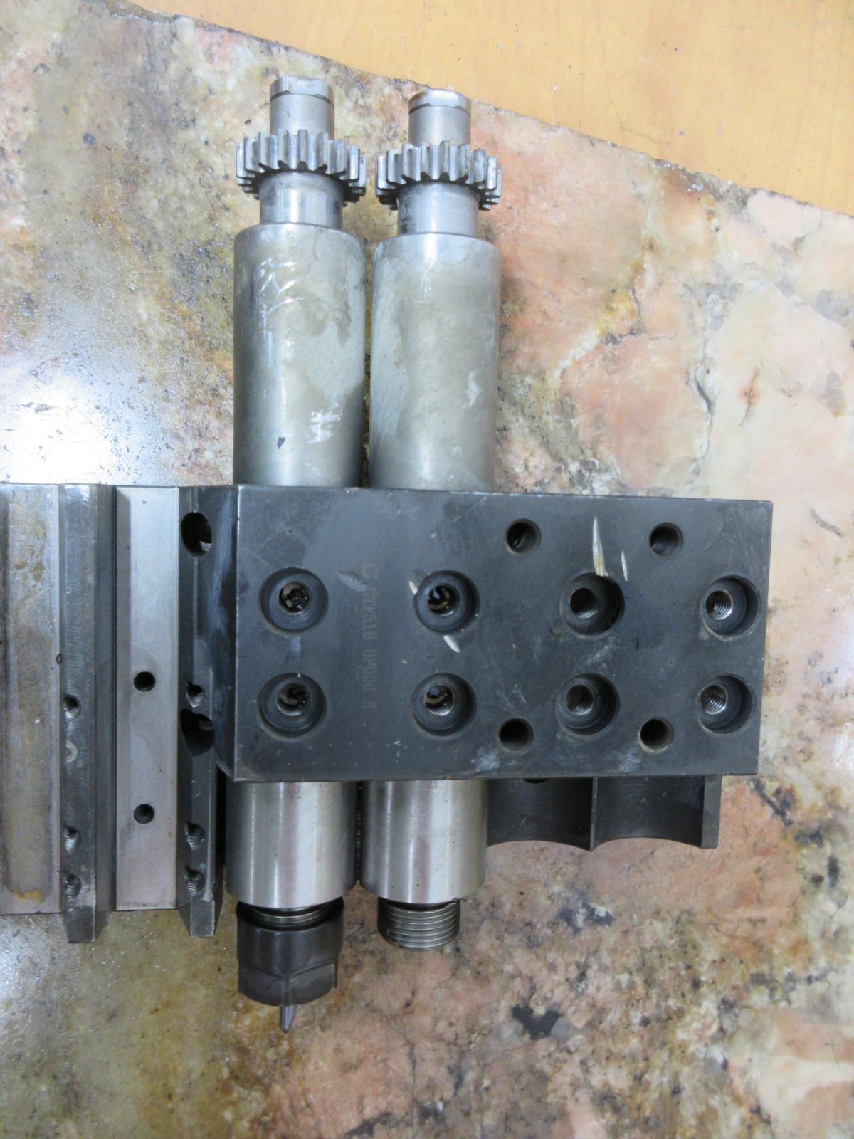 1996 CITIZEN L25 CNC LATHE GTF516 6F006 M SPINDLE SET TOOL HOLDER TOOLING