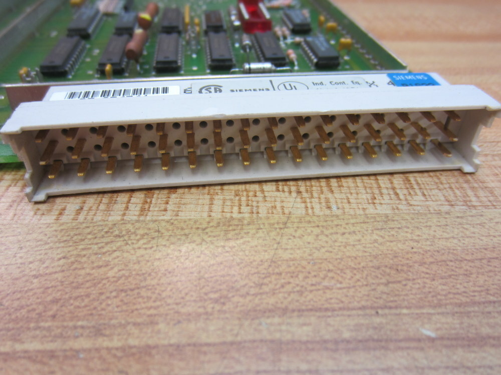 Siemens/Gould 6ES5300-5CA11 Interface Module 6ES53005CA11