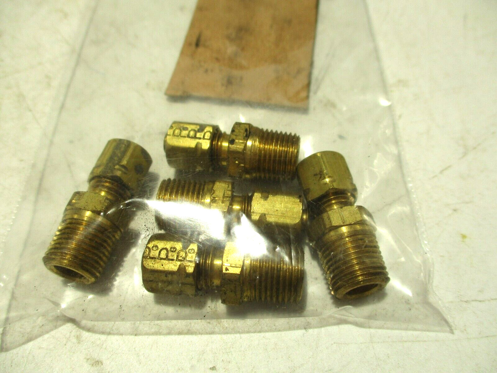 NEW LOT OF 5 PARKER 68CA-2-2 COMPRESSION FITTINGS 1/8 BRASS CONNECTOR