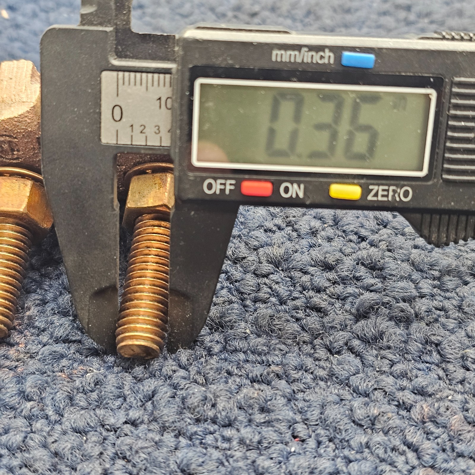 Burial Grounding Connector, Copper Alloy 4 SOL-2/0 STR 1/2 ROD 1/4 IPS