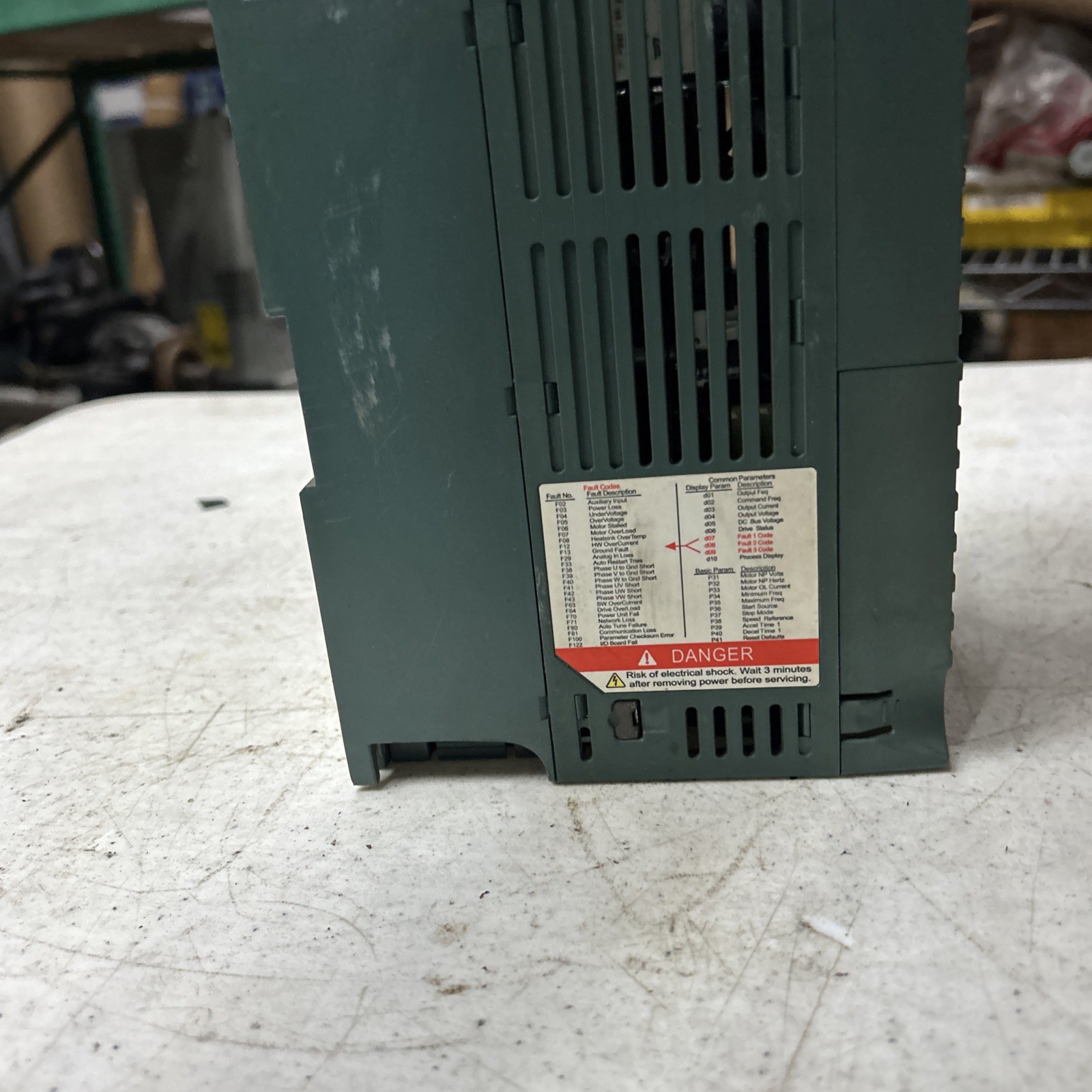 Reliance Electric 6MDBN-2P3101 3Ph AC Drive