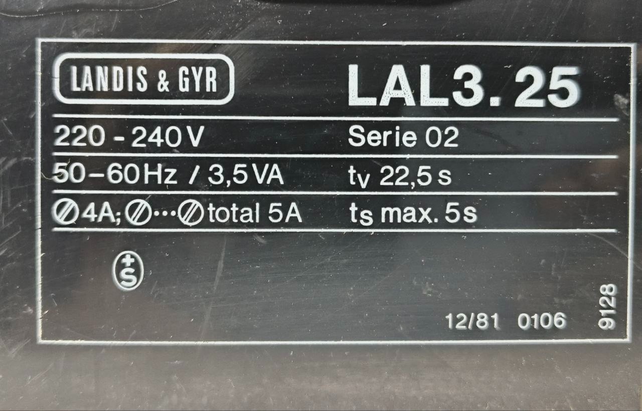 LANDIS & GYR LAL3.25 SERIE 02 BURNER CONTROL BOX 220-240V 50/60HZ FREE SHIPPING