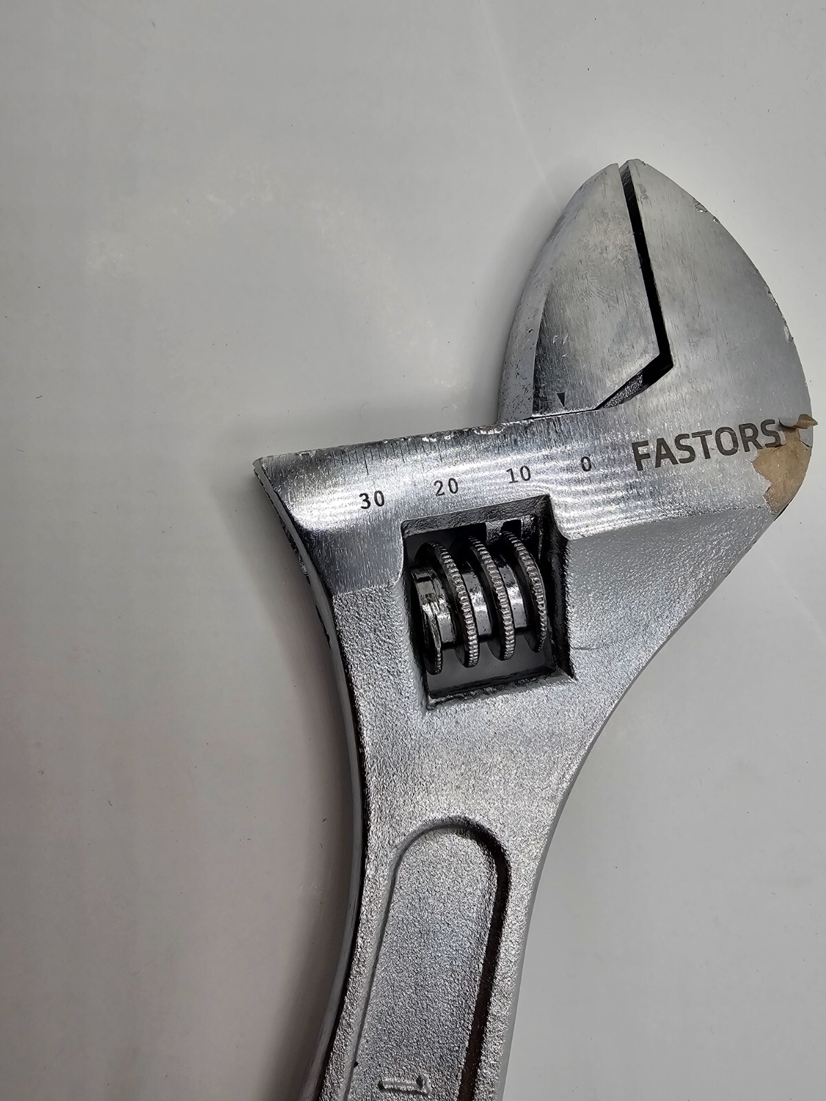 Fastors 12″ 300mm Chrome Finish Adjustable Wrench 12″-300mm