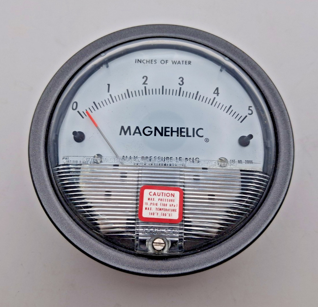 Dwyer 2005 Magnehelic Pressure Gauge 0-5″ Range