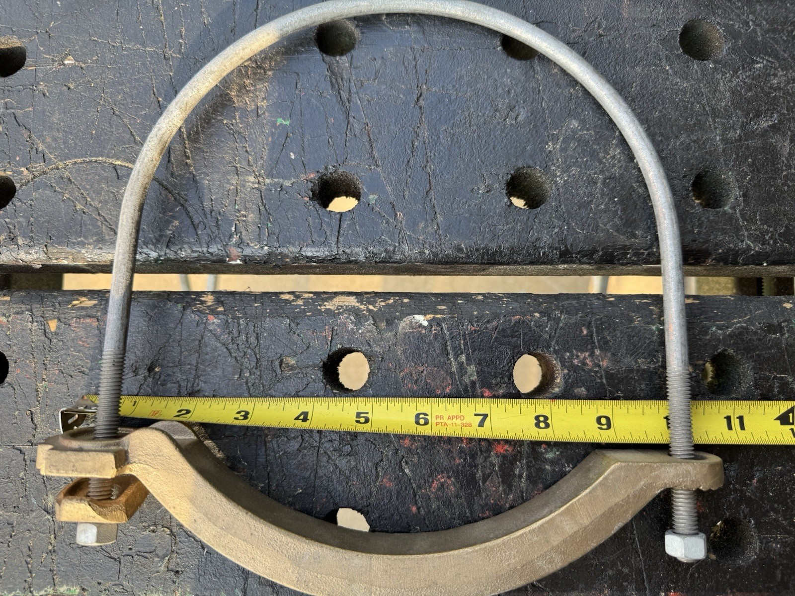 Burndy GAR3907 Grounding Connector 4-4/0 AWG To Water Pipe 8″