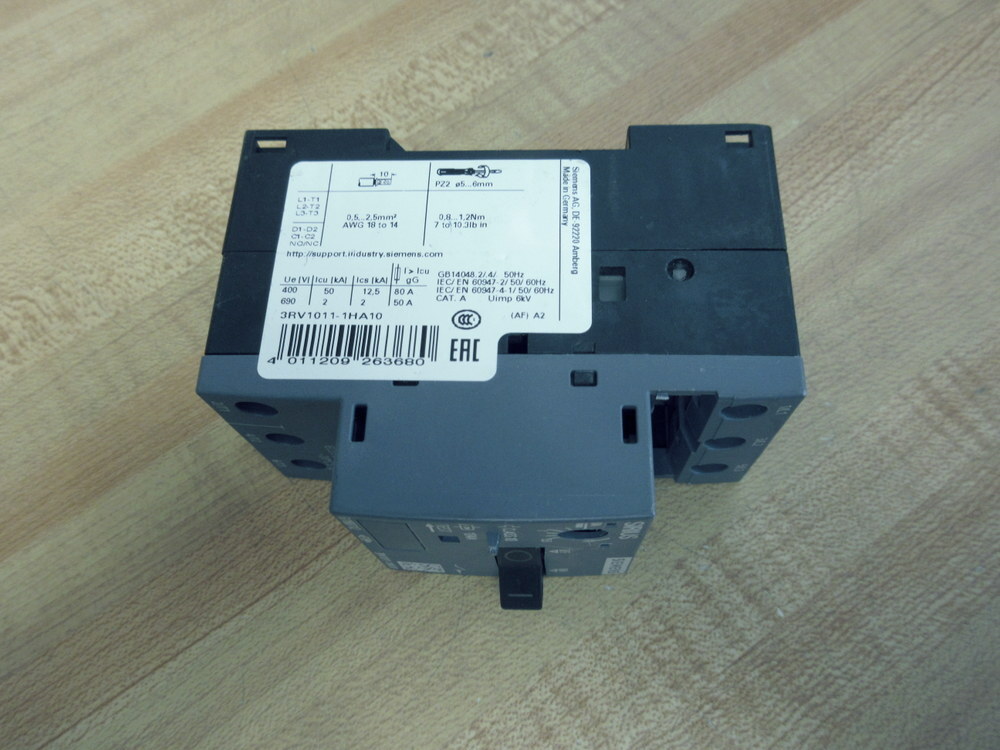 Siemens 3RV1011-1HA10 Circuit Breaker 3RV10111HA10 G/180712 *E09*