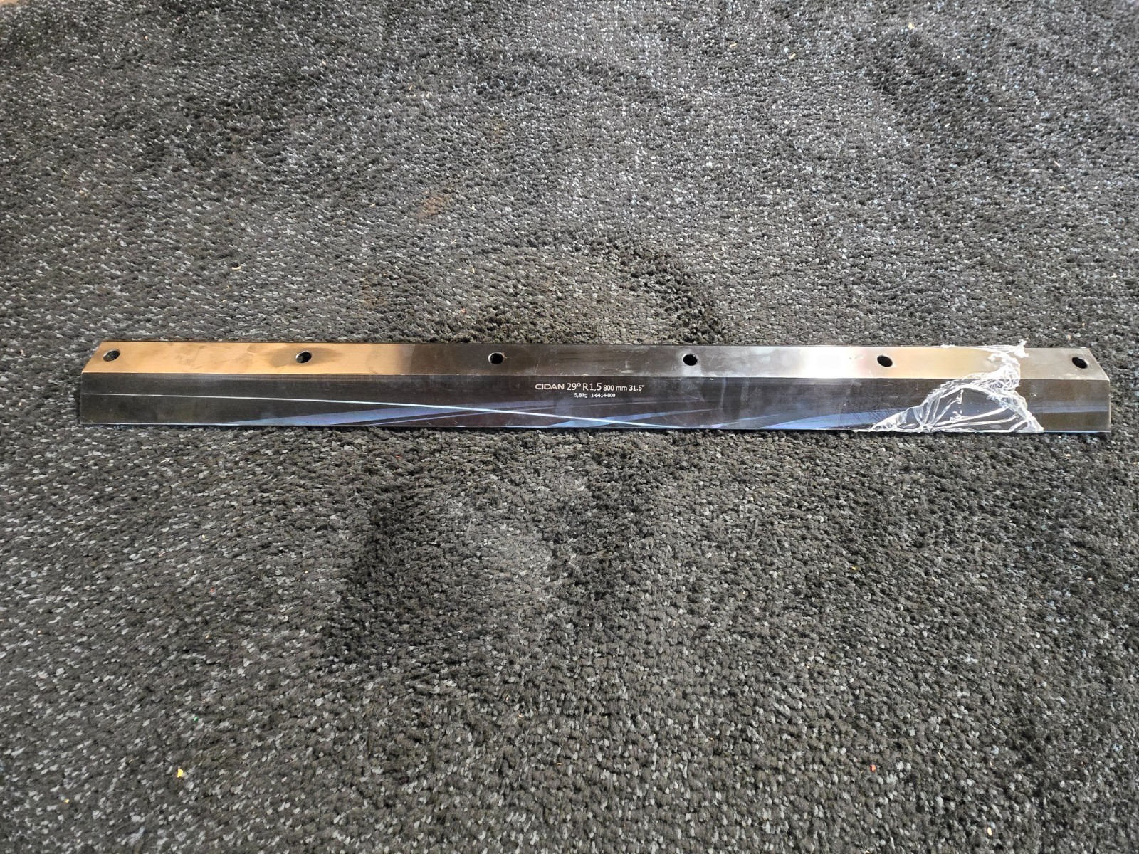 Cidan 29° Angle, R1.5 radius, 800 mm length (31.5″) Replacement Beam Blade