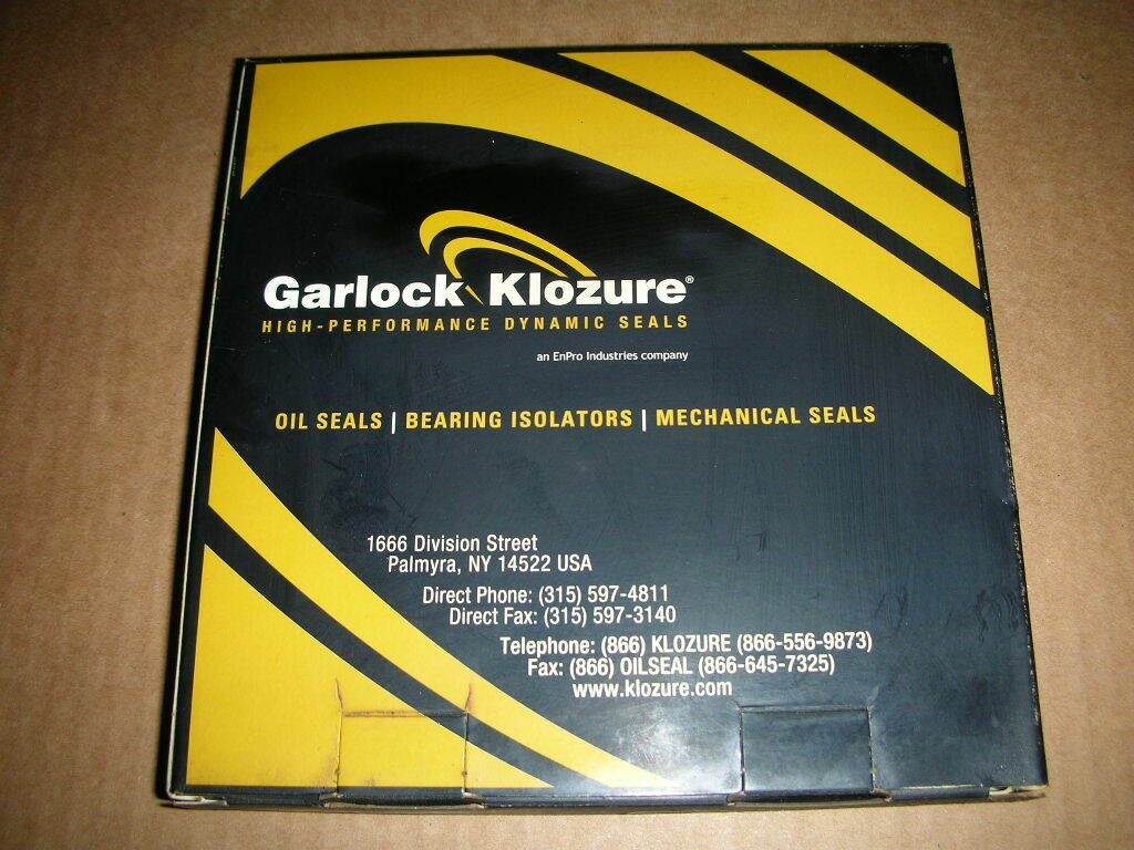 GARLOCK KLOZURE 25003-2915 Split Nitrile Oil Seal 5″ Shaft 6″ OD .5″ Wide NOS!!