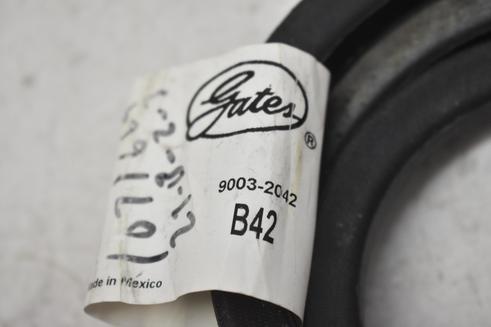Gates Hi-Power II B42 V-Belt 9003-2042 Rubber Industrial Black Made In Mexico