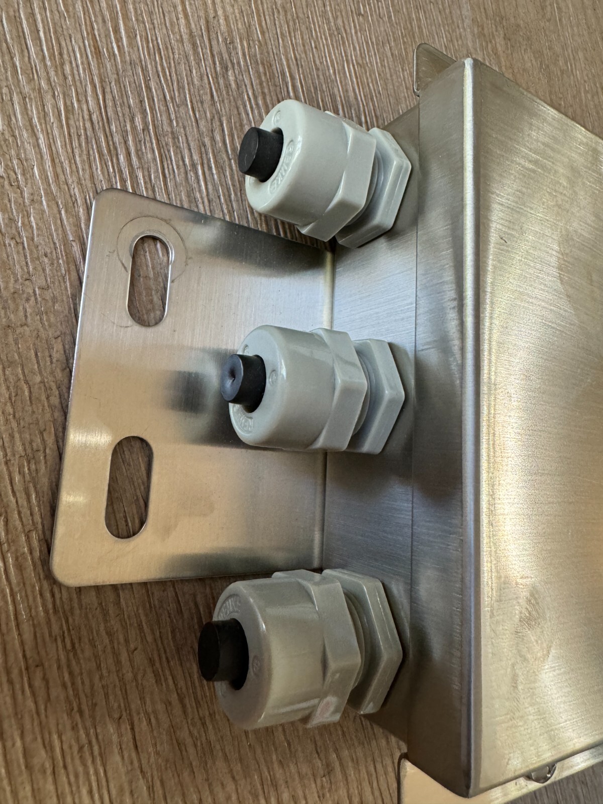 Mettler Toledo PN: VLM2C405H Model: VLM2 – Junction box for load cell