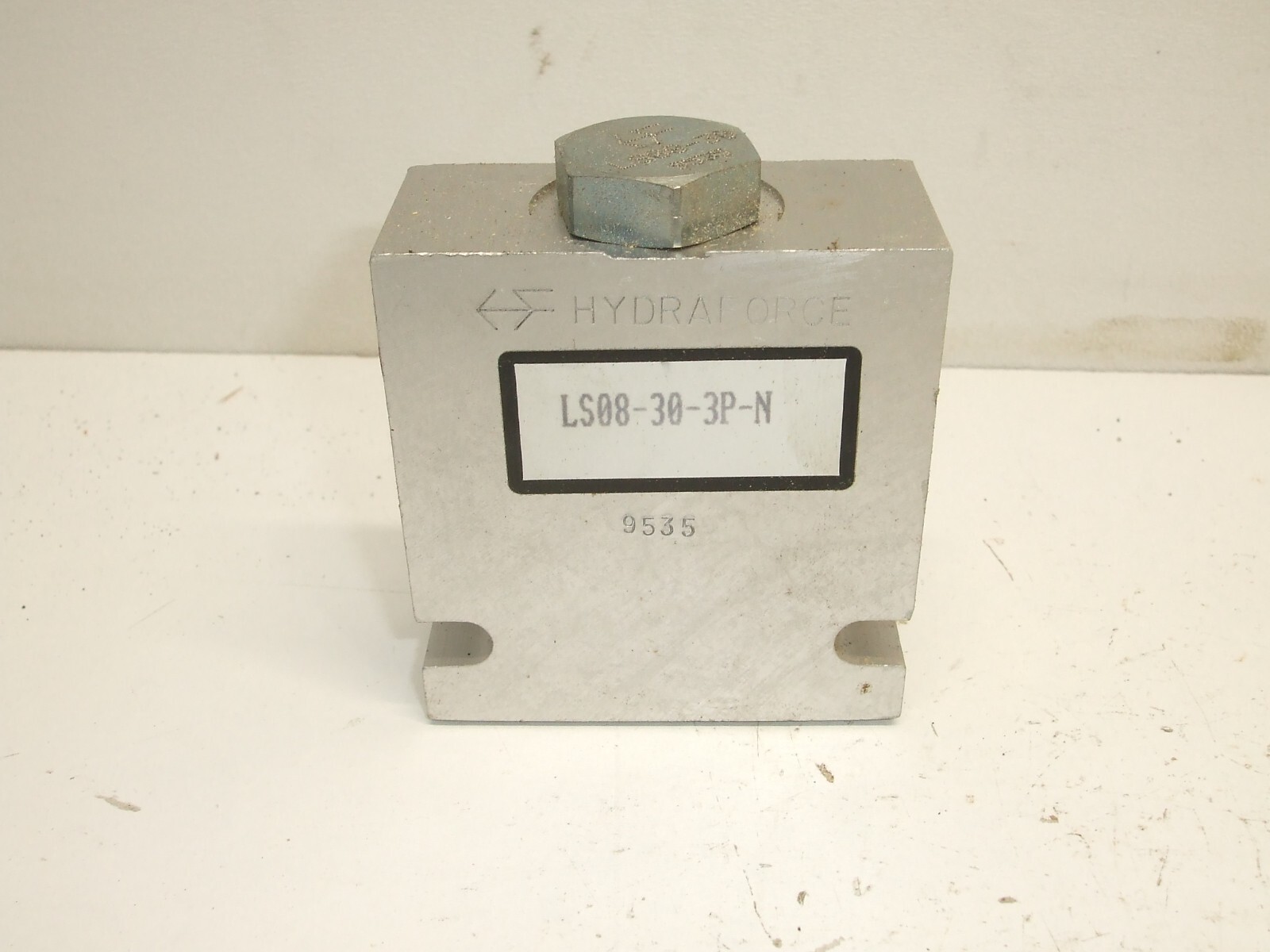 HYDRAFORCE LS08-30-3P-N NEW OLD STOCK