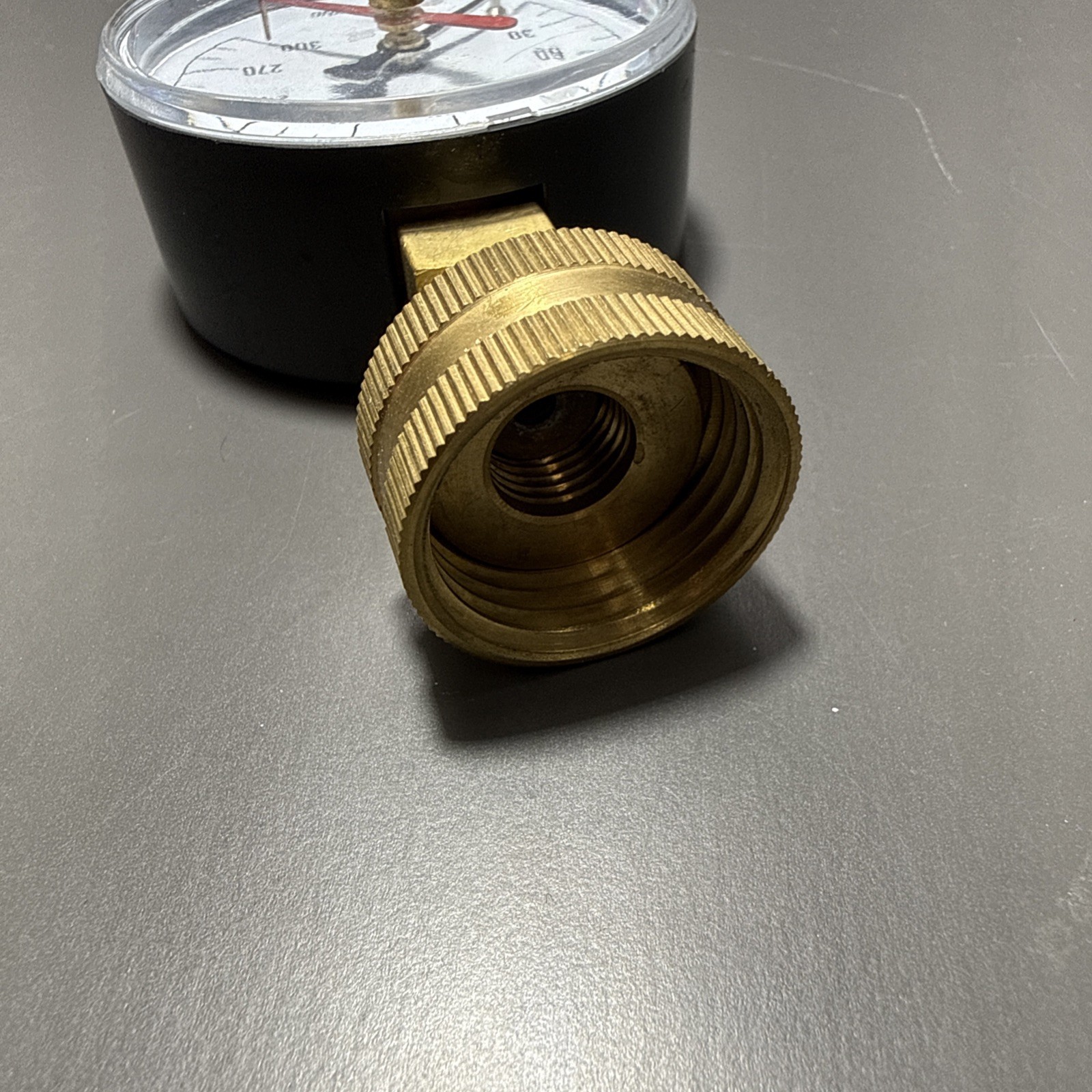 WATTS 0069721 276H300 HOSE CONNECTION GAUGE 0-300 PSI