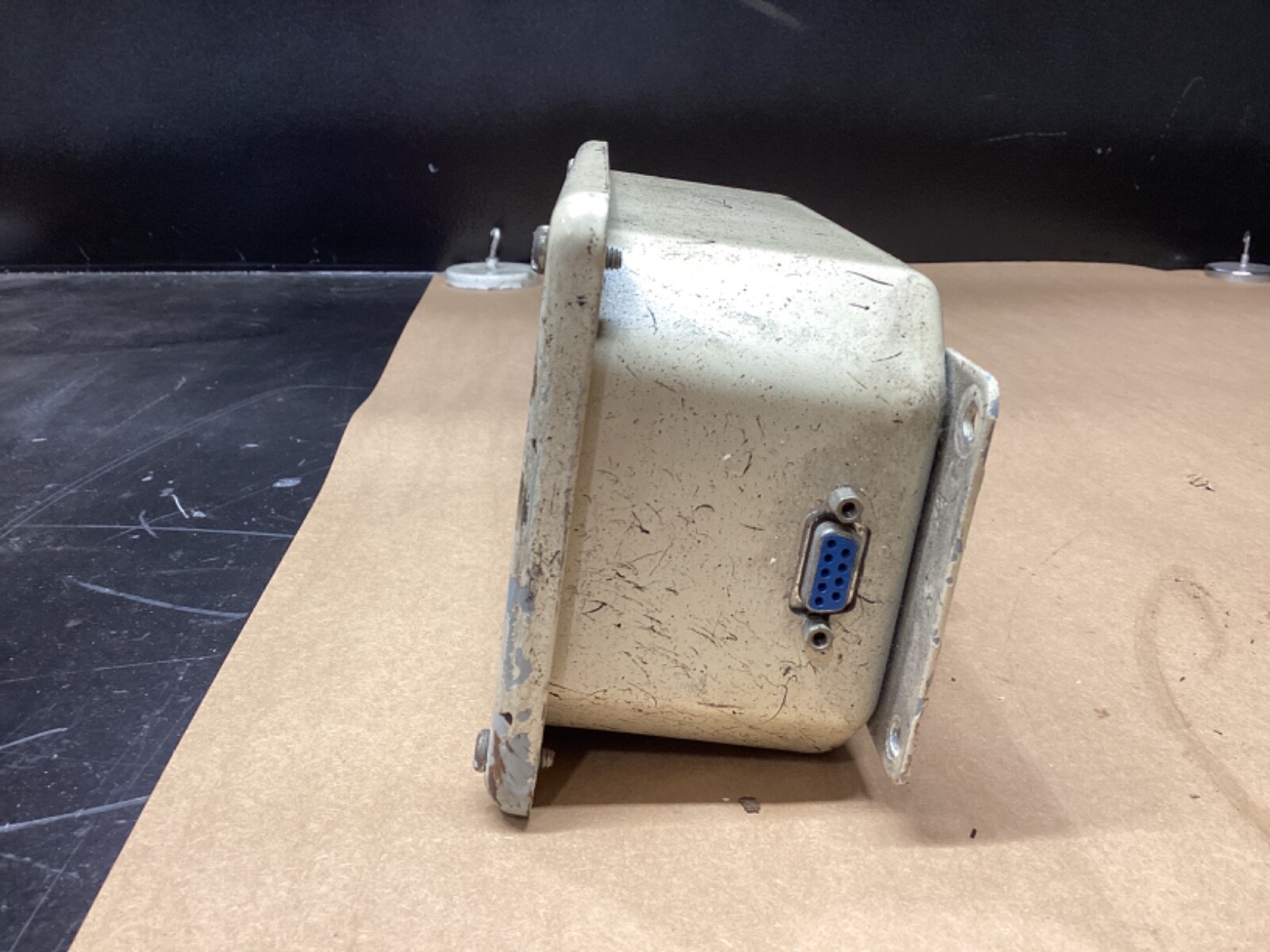HOFFMAN 3 HOLE PUSHBUTTON ENCLOSURE ED3PB #100F52FML
