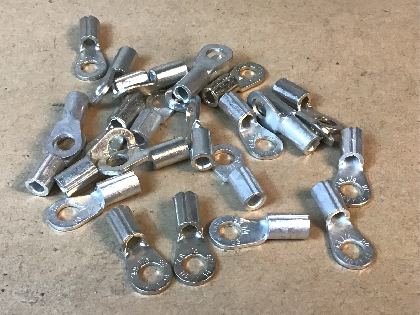 25 Pieces Thomas And Betts D8-14-SK #8 Sta-Kon Ring Terminal D814SK