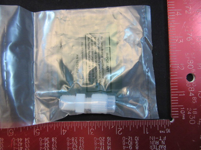 Entegris C4-4GN-1 Fluoroware Quickgrip MNPT Straight Adapter