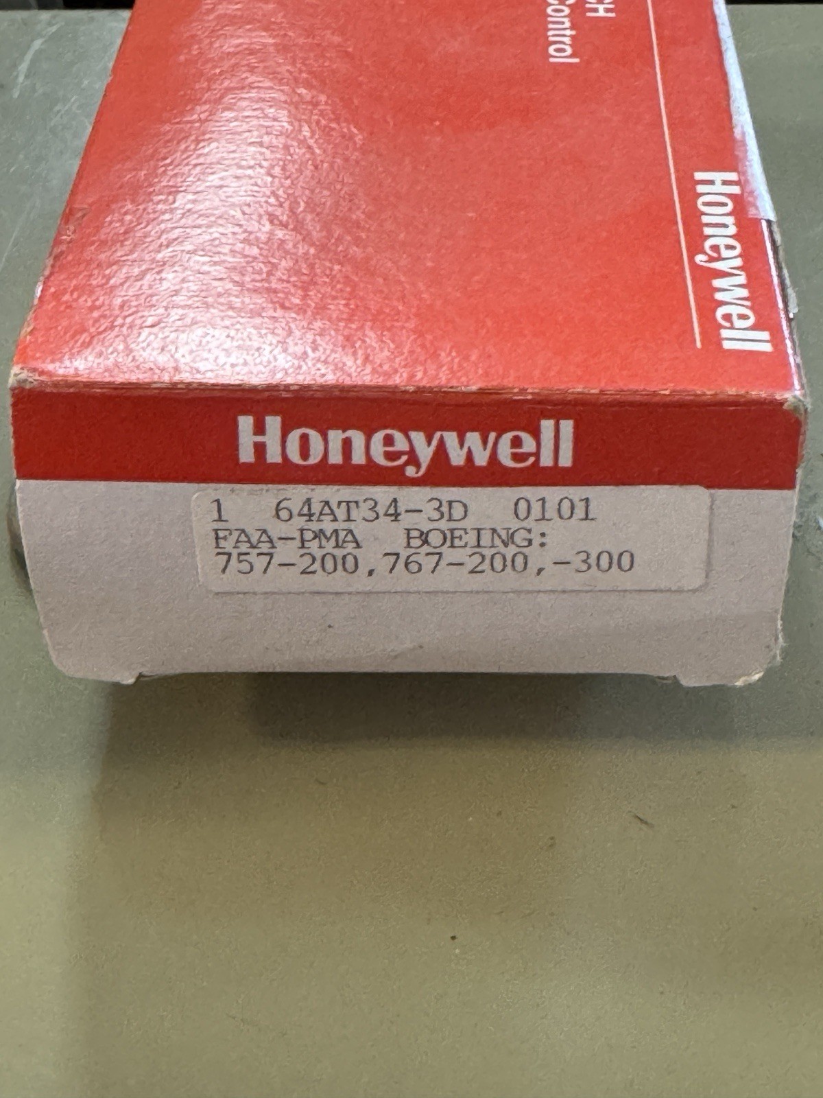 New In Box Honeywell 64AT34-3D 757-200 767-200, 767-300