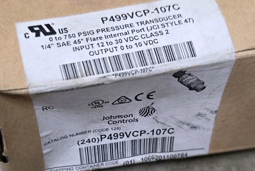 Johnson Controls P499VCP Pressure Transducer 0-750 PSI 1/4″ SAE Flare Thread