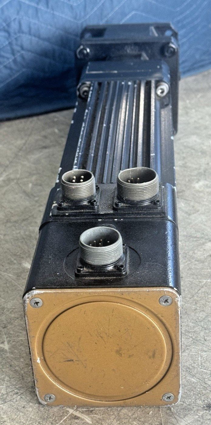 KOLLMORGEN GOLDLINE BRUSHLESS P.M SERVO MOTOR B-406-A-A3-R1 W/. STOBER GEAR HEAD