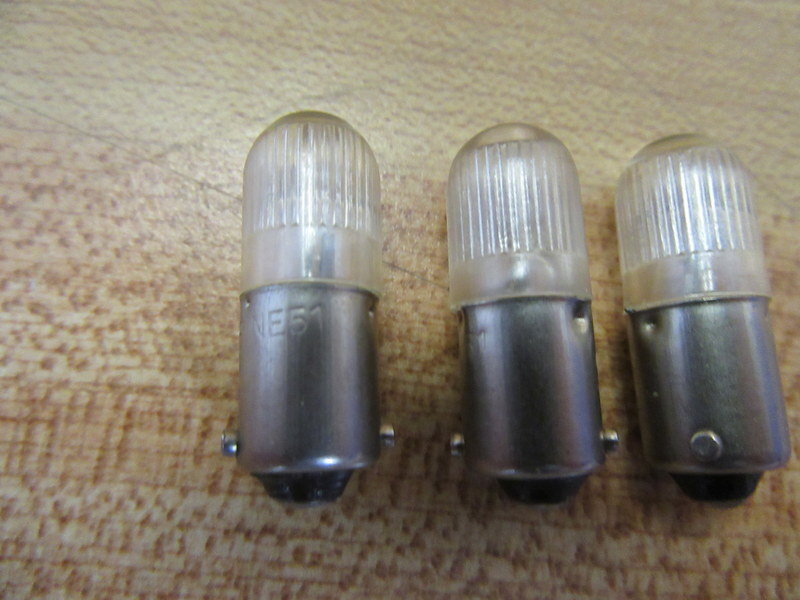 Chicago Miniature NE51 B1A Miniature Lamp Bulbs (Pack of 3)