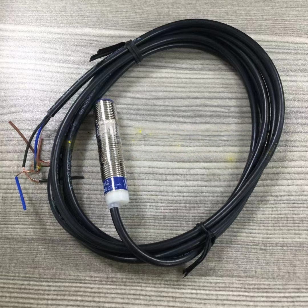 XS612B1PAL2 1PC NEW Seider Proximity Original quality goods