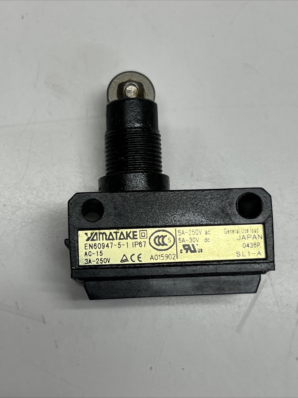 Yamatake EN60947-5-1 Microswitch