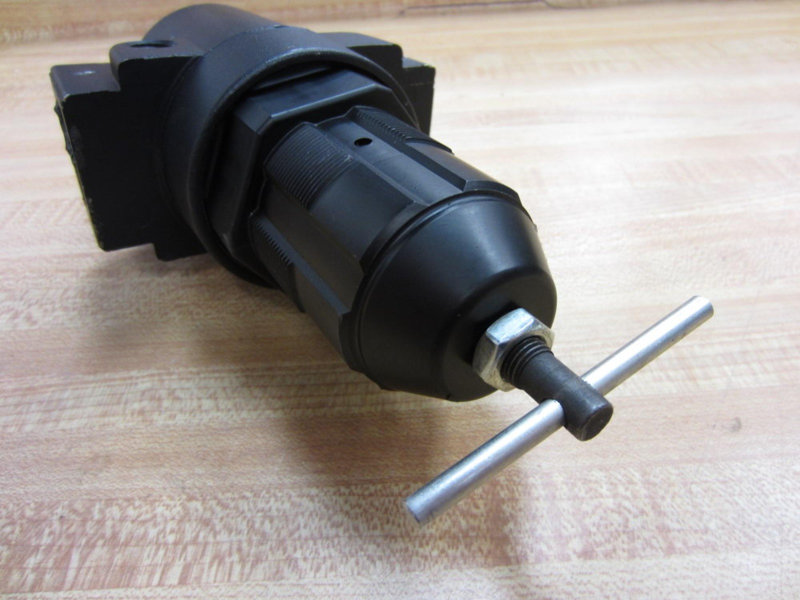 Master Pneumatic R180M-6T Regulator R180M6T