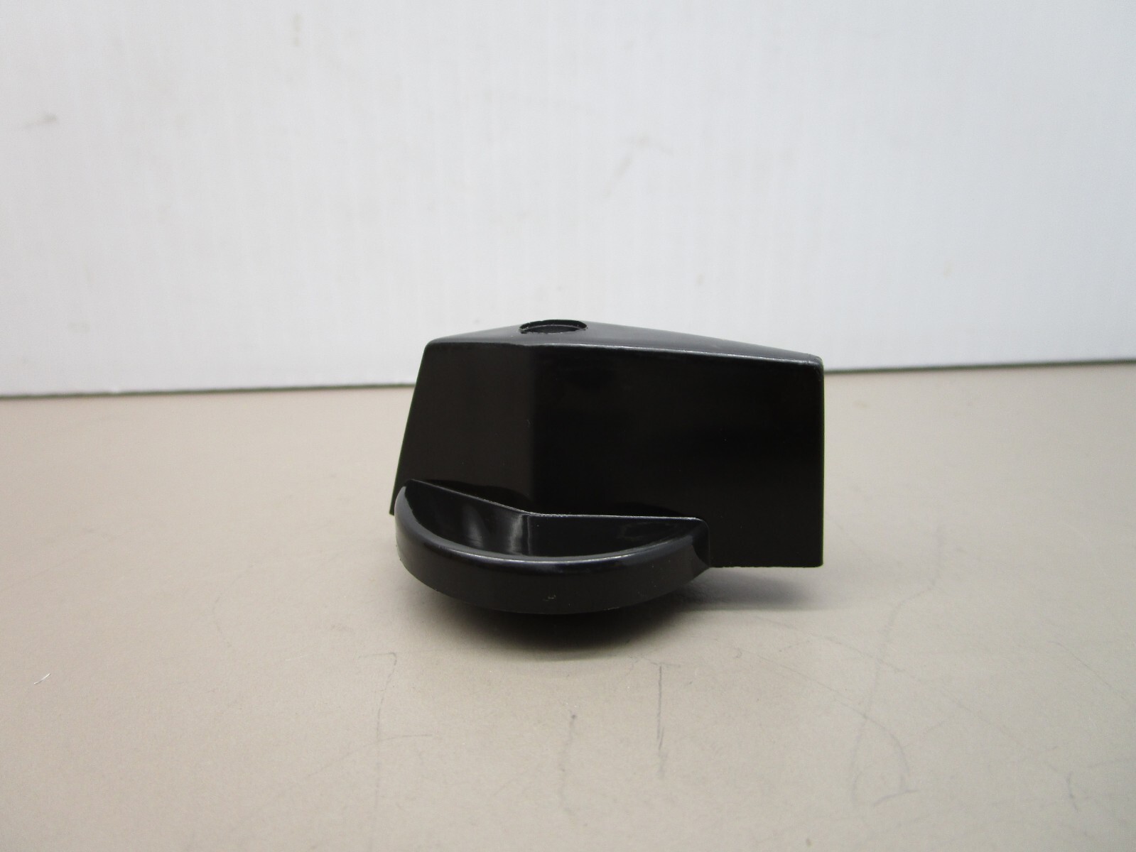 Electroswitch KW16 Type Rotary Switch Knob 1/8″ Square